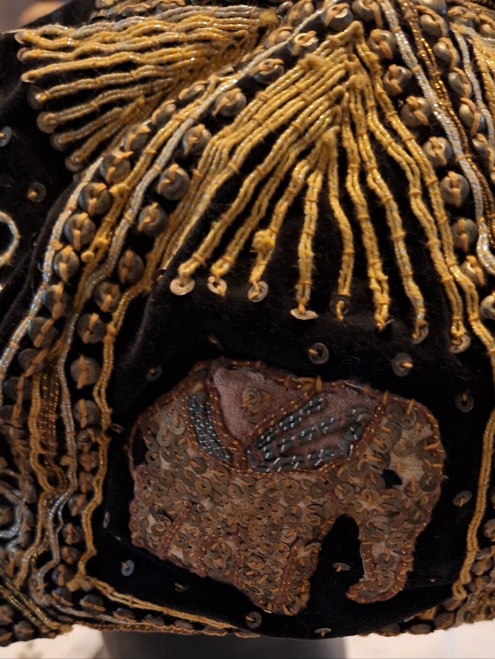 Vintage Embroidered Elephant Velvet Accent Cap in 3-D Black and Gold - Picture 2 of 6